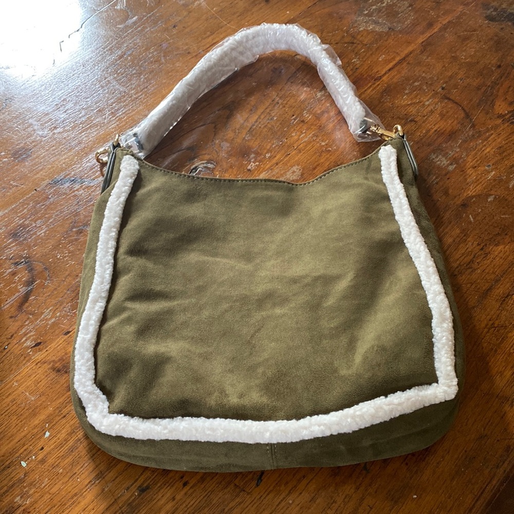 Ahdorned New York bag